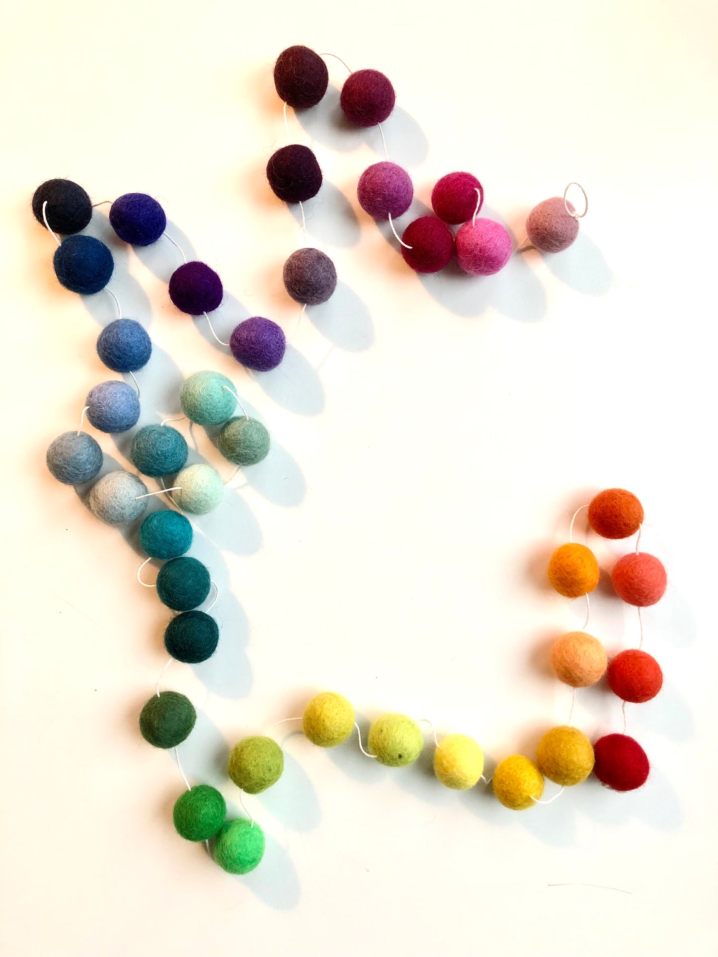 Guirlande, couleurs et longueurs variées, Bulle et Ballon